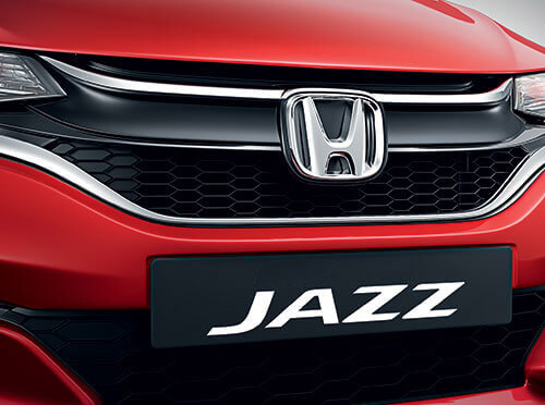 Honda Jazz 2020 Exterior - Chrome Accentuated High Gloss Black Grille